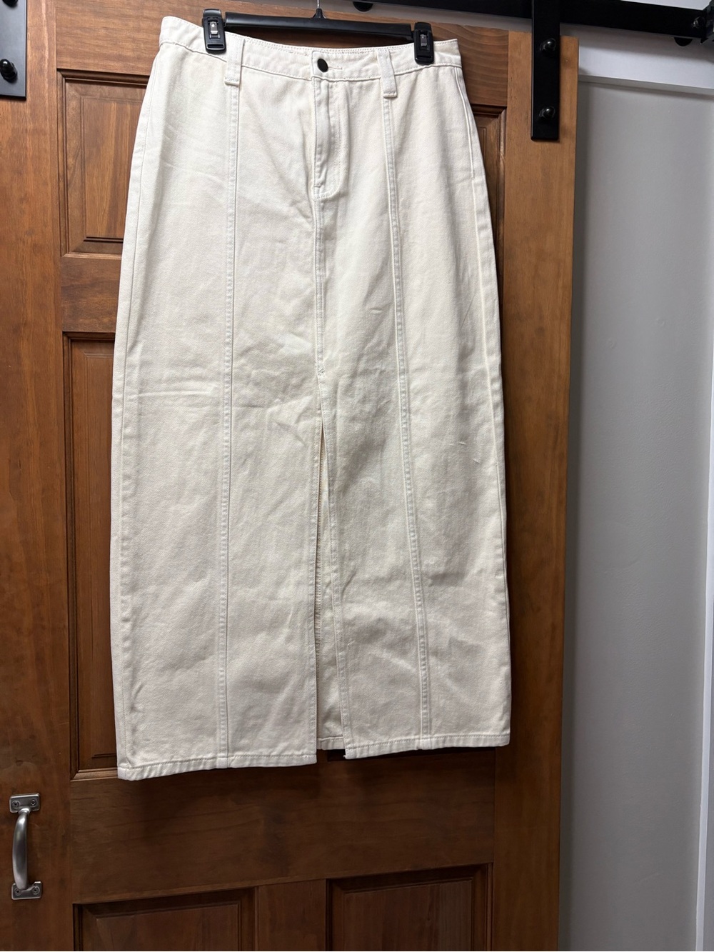 Blu Pepper Cream Denim Long Skirt with Front Slit